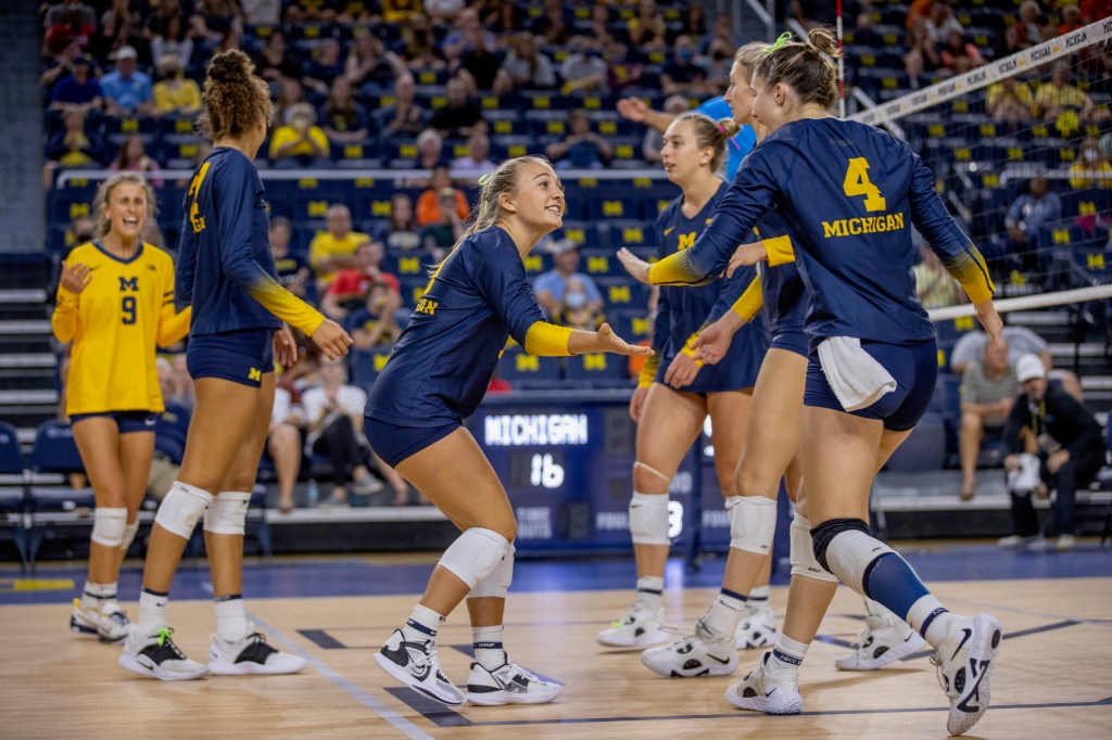 Navigating College Volleyball: Amber Beals’ Strategy for Success at Michigan and&nbsp;FIU